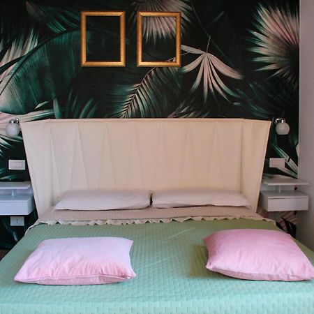 Lion Luxury Rooms Рим Екстериор снимка